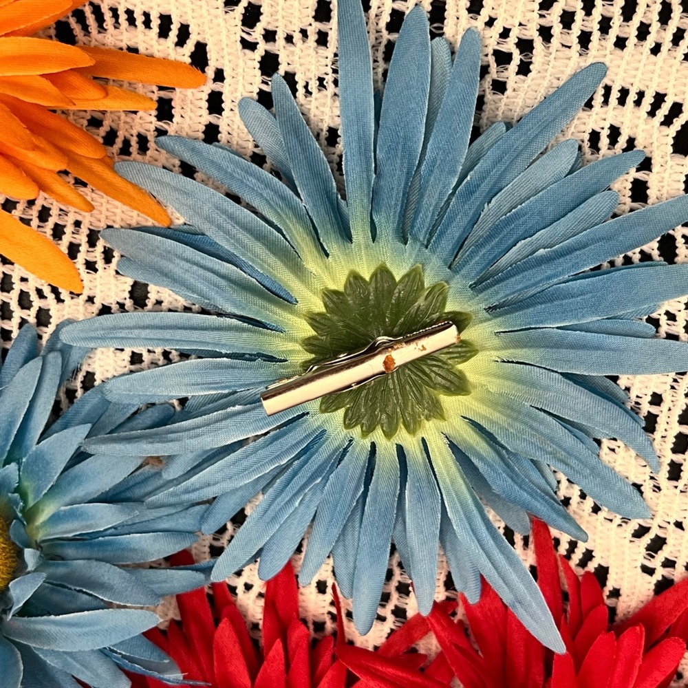 Faux Artificial Flower Large Lot | Gerber Daisies | *SEE NOTE | Colorful - Picture 4 of 12